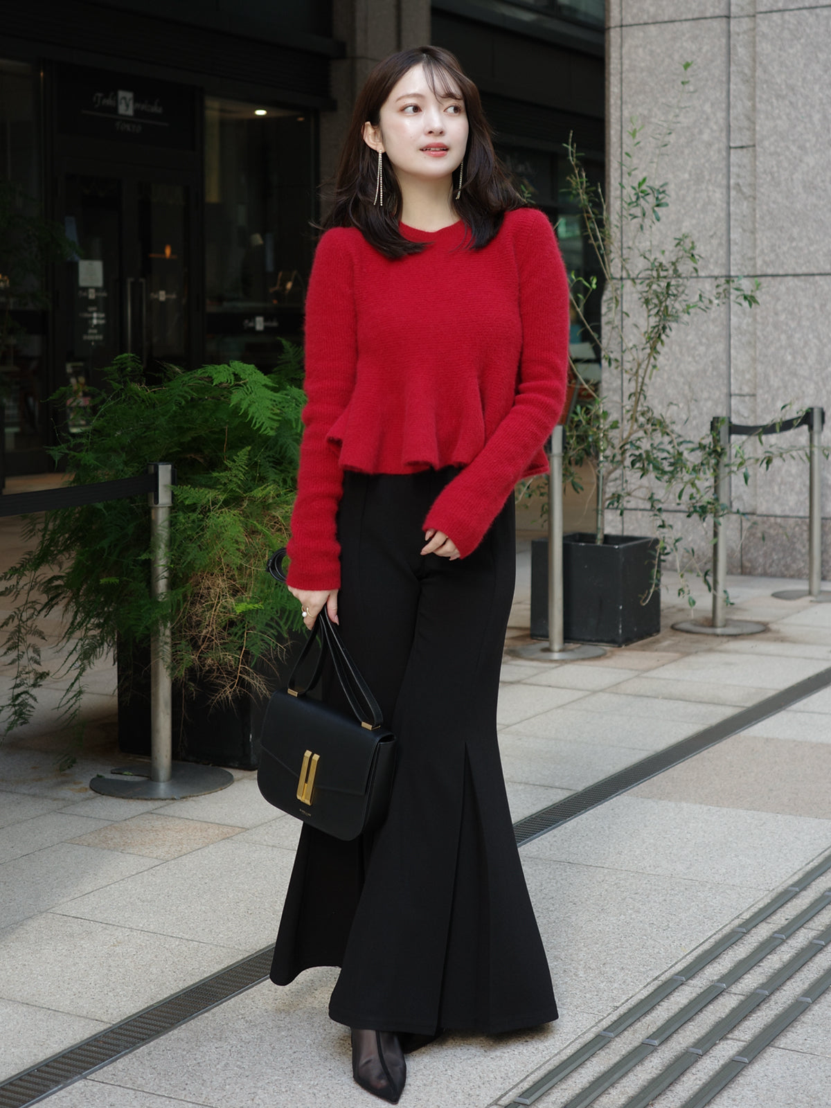 ペプラムショートニットトップス