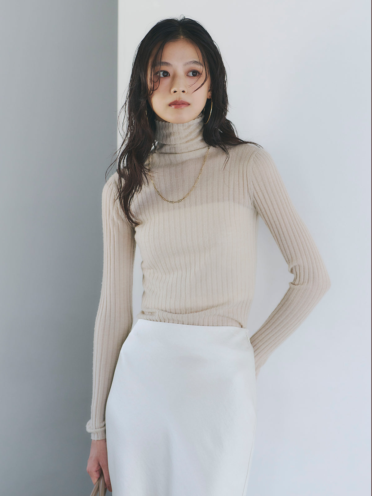 カシミヤ100シアータートルネックプルオーバー