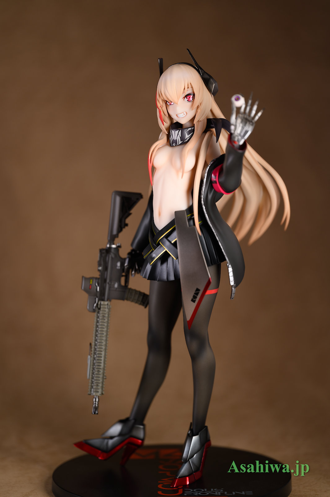 あみあみ×AMAKUNI M4 SOPMOD II (オリジナル版) ドールズフロント