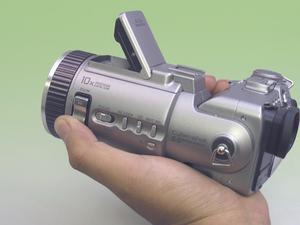 ASCII.jp：Cyber-shot DSC-F707 (1/4)