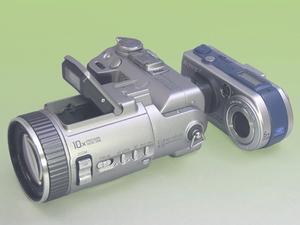 ASCII.jp：Cyber-shot DSC-F707 (1/4)