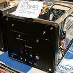 ASCII.jp：AMD製CPUで安価なPCを！ Shuttleの新型キューブ発売