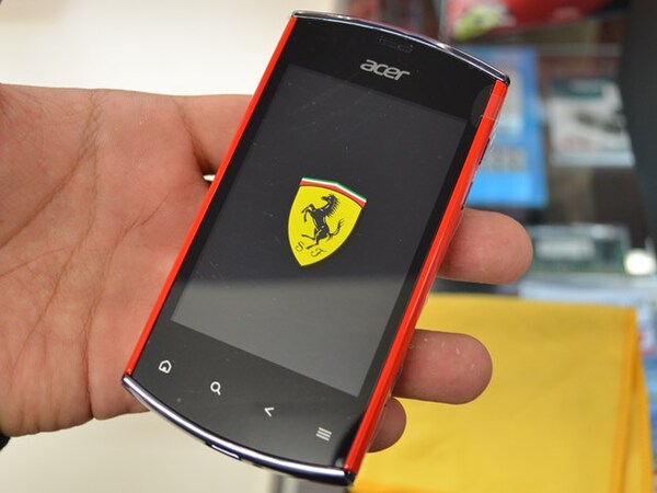 ASCII.jp：これはレアだ！ フェラーリとコラボしたAndroidスマホ