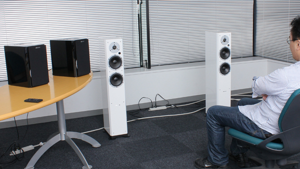 ASCII.jp：今秋登場！ 話題の本格ワイヤレススピーカー「Xeo」を試す (1/3)