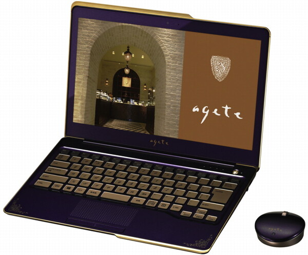 ASCII.jp：注目のデザイン！ 女性専用13型Ultrabook「Floral Kiss」