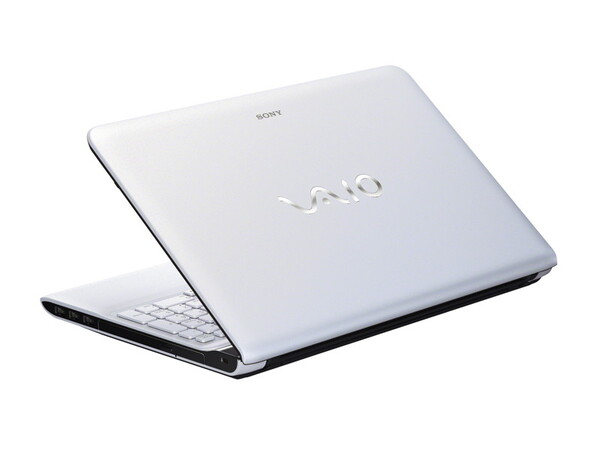 ASCII.jp：ソニー、15型ノート「VAIO Eシリーズ15」2013年春モデル