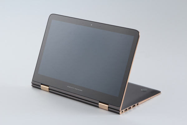 ASCII.jp：「HP Spectre 13-4100 x360」レビュー - デザイン、性能