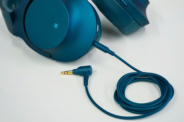 色が楽しめるワイヤレスNCヘッドフォン「h.ear on Wireless NC（MDR