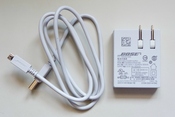 ASCII.jp：ステレオが最高！ 小型スピーカーの弱点消したBOSE