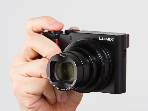 ASCII.jp：カメラ初心者が桜の写真を撮る「LUMIX DC-TX2」レビュー (1/3)