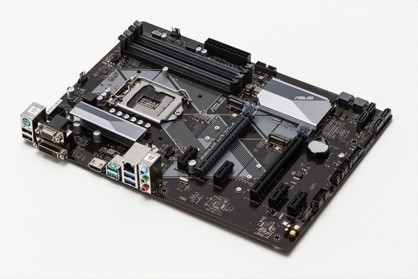 ASCII.jp：マザーボード、ハイエンドとエントリー向けはどこが違う