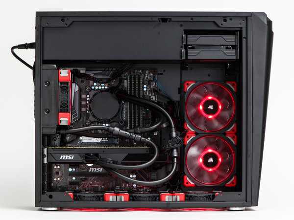 ASCII.jp：簡易水冷＆6つのファンで強力冷却！GTX 1080 Ti搭載でFF15も