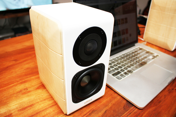 ASCII.jp：iPhone XSとBT接続も！ DAC要らずのハイレゾ対応スピーカー