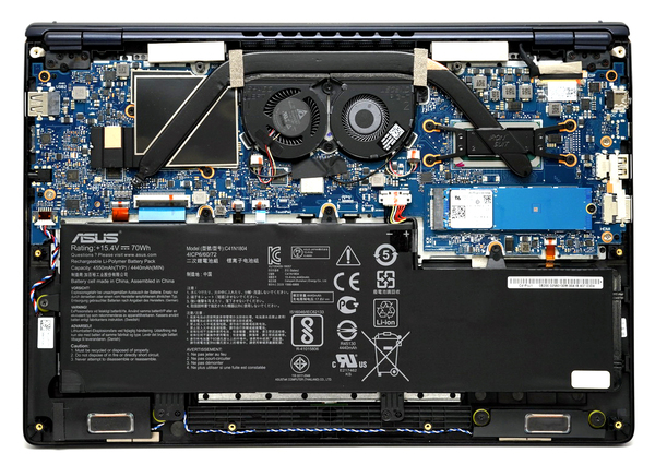 ASCII.jp：ZenBook Pro 14 実機レビュー = ちょうどいいサイズの超爆速