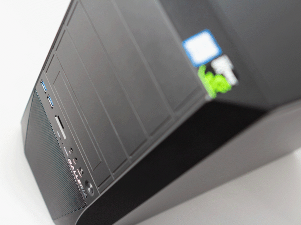 ASCII.jp：GTX 1660Ti搭載高コスパゲーミングPC、アクセスしやすい端子