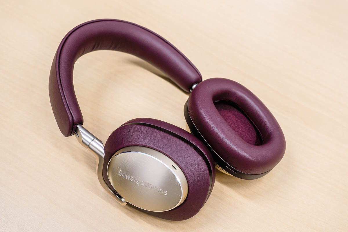 B&W、ハイエンドヘッドホン「Px8」に新色ロイヤル・バーガンディ