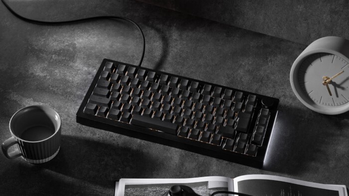 ラピッドトリガー搭載の日本向けゲーミングキーボードAkko「5075S HE