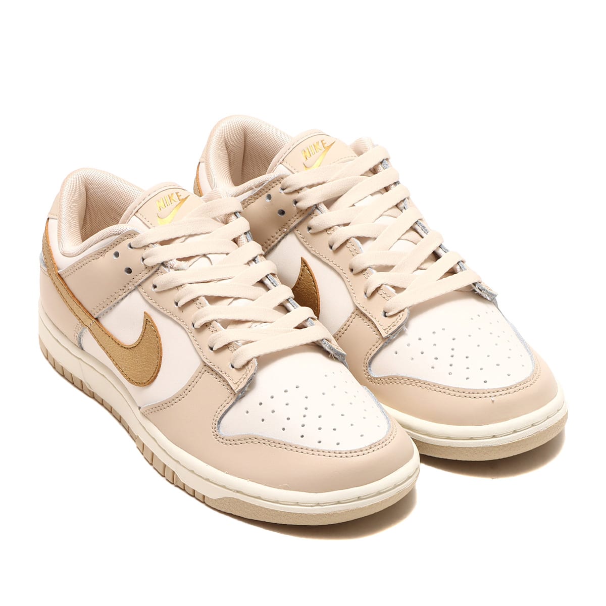 NIKE W DUNK LOW ESS TREND PHANTOM/METALLIC GOLD-SANDDRIFT-SAIL