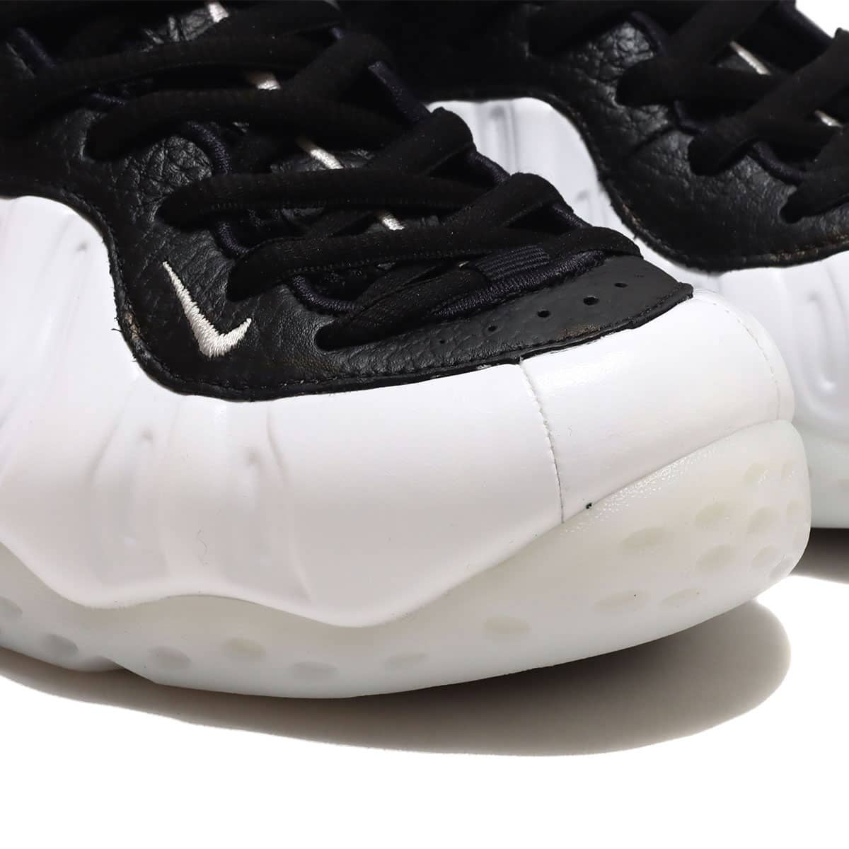 NIKE AIR FOAMPOSITE ONE WHITE/METALLIC SILVER-BLACK-COBALT BLISS