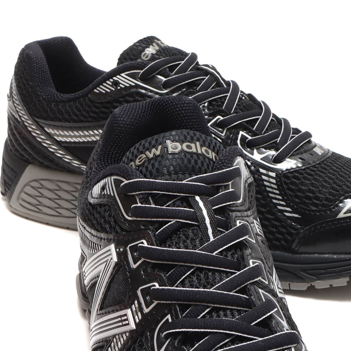 New Balance ML860XC BLACK（ニューバランス ML860XC-ブラック