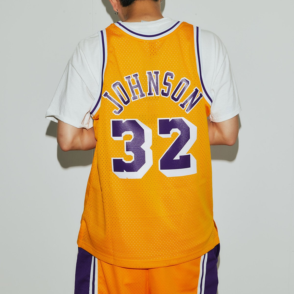 Mitchell & Ness NBA SWINGMAN HOME JERSEY LAKERS 84 MAGIC JOHNSON