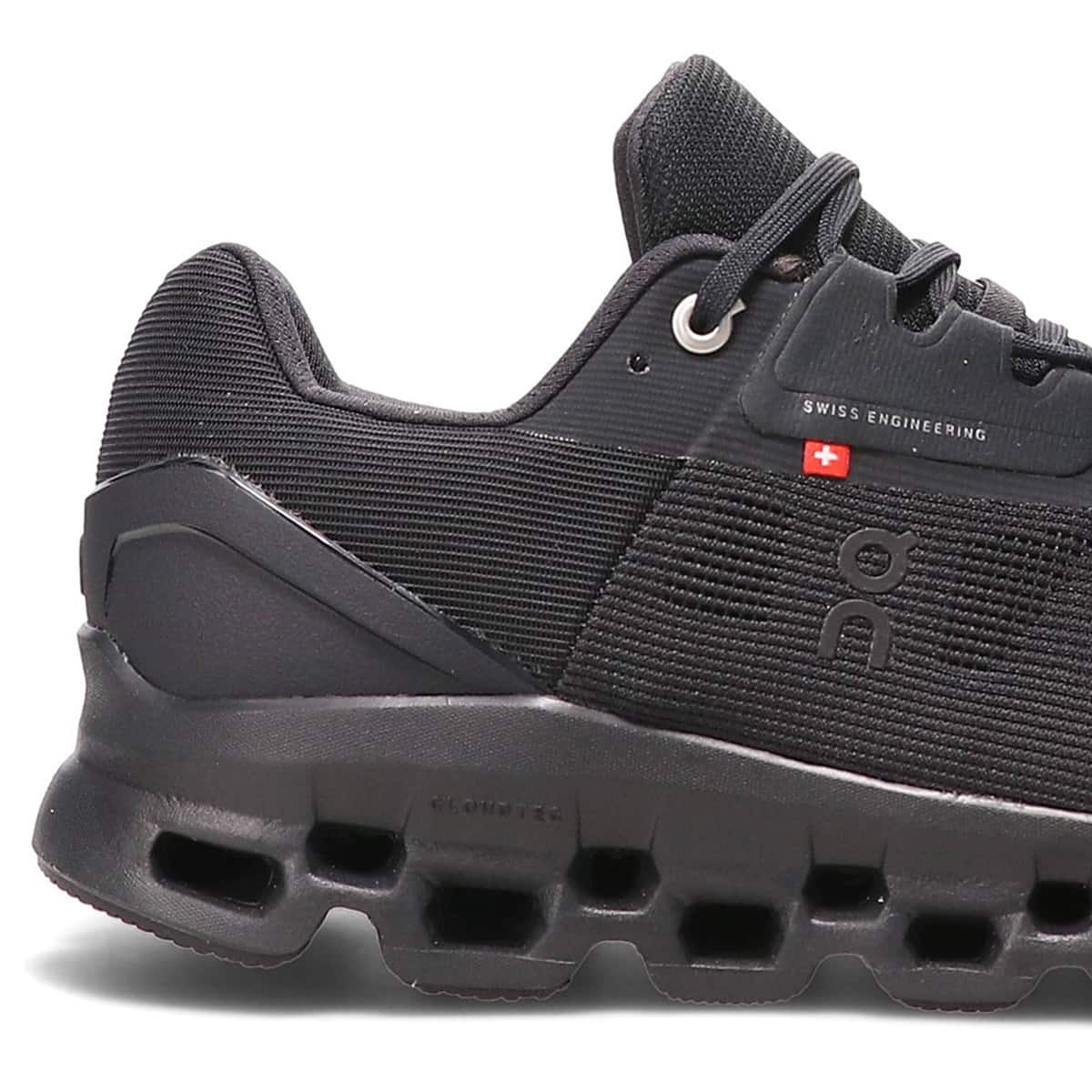 On Cloudstratus Black （オン クラウドストラトス-ブラック） | atmos