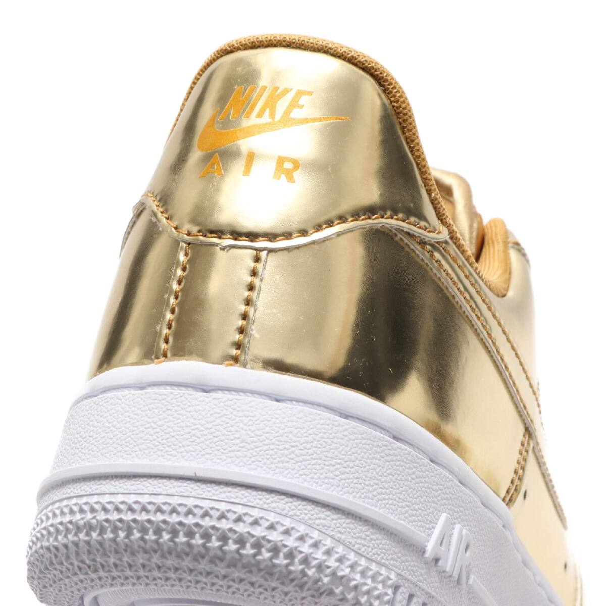 NIKE W AIR FORCE 1 SP METALLIC GOLD/CLUB GOLD-WHITE 19HO-S（ナイキ