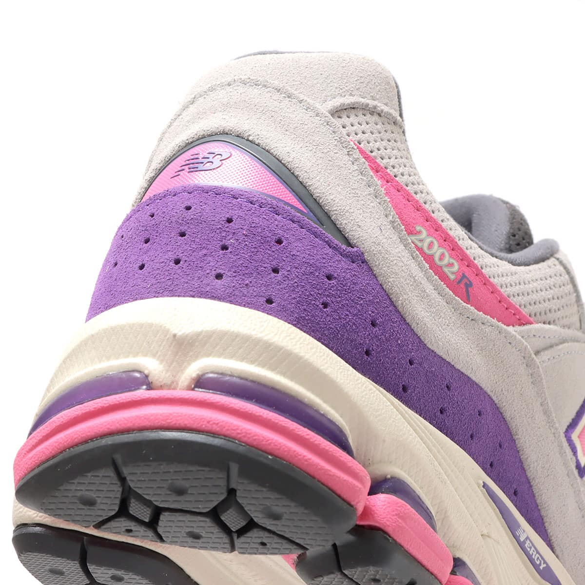New Balance M2002RWB GRAY/PINK（ニューバランス M2002RWB-グレー