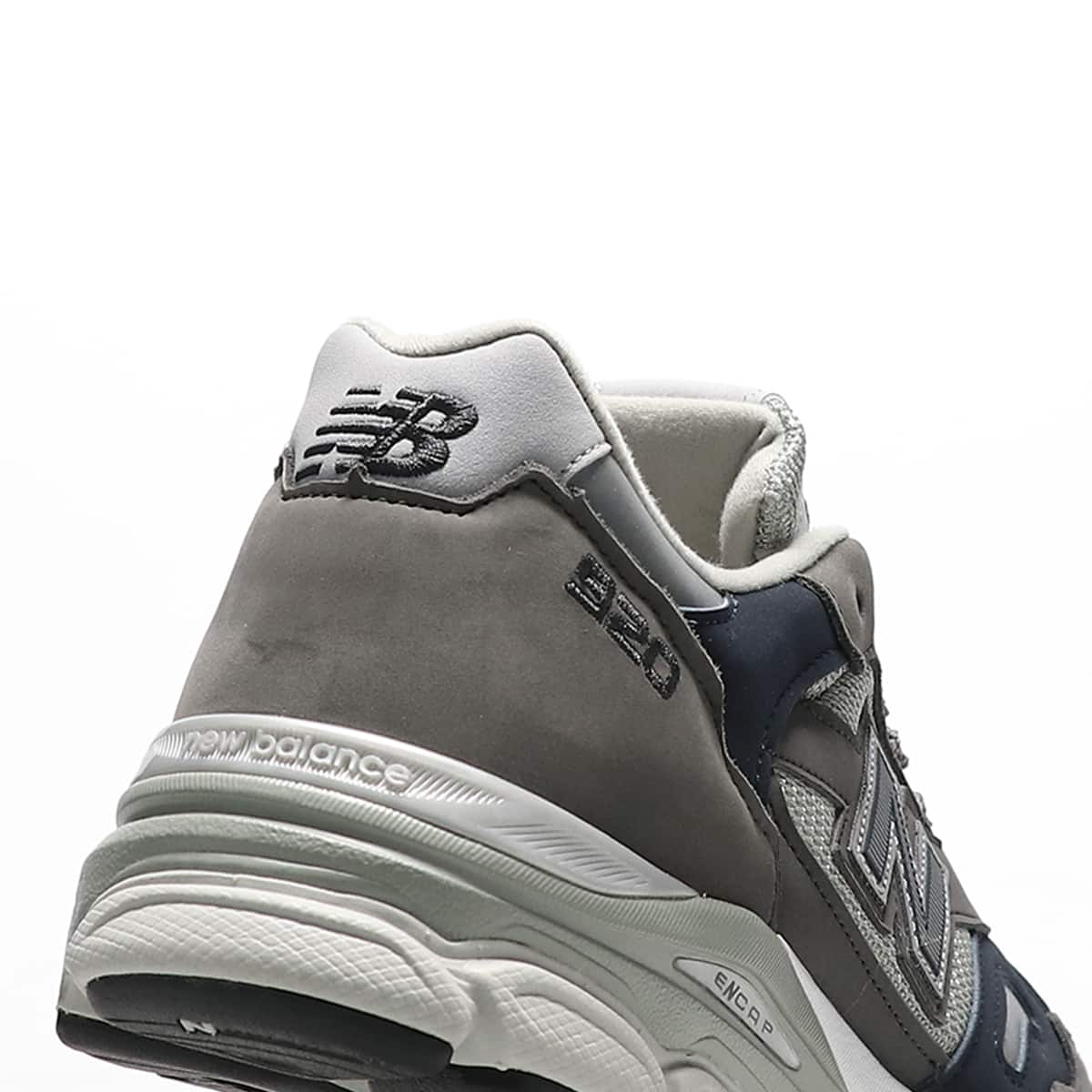 New Balance M920GNS GRAY（ニューバランス M920GNS-グレー） | atmos