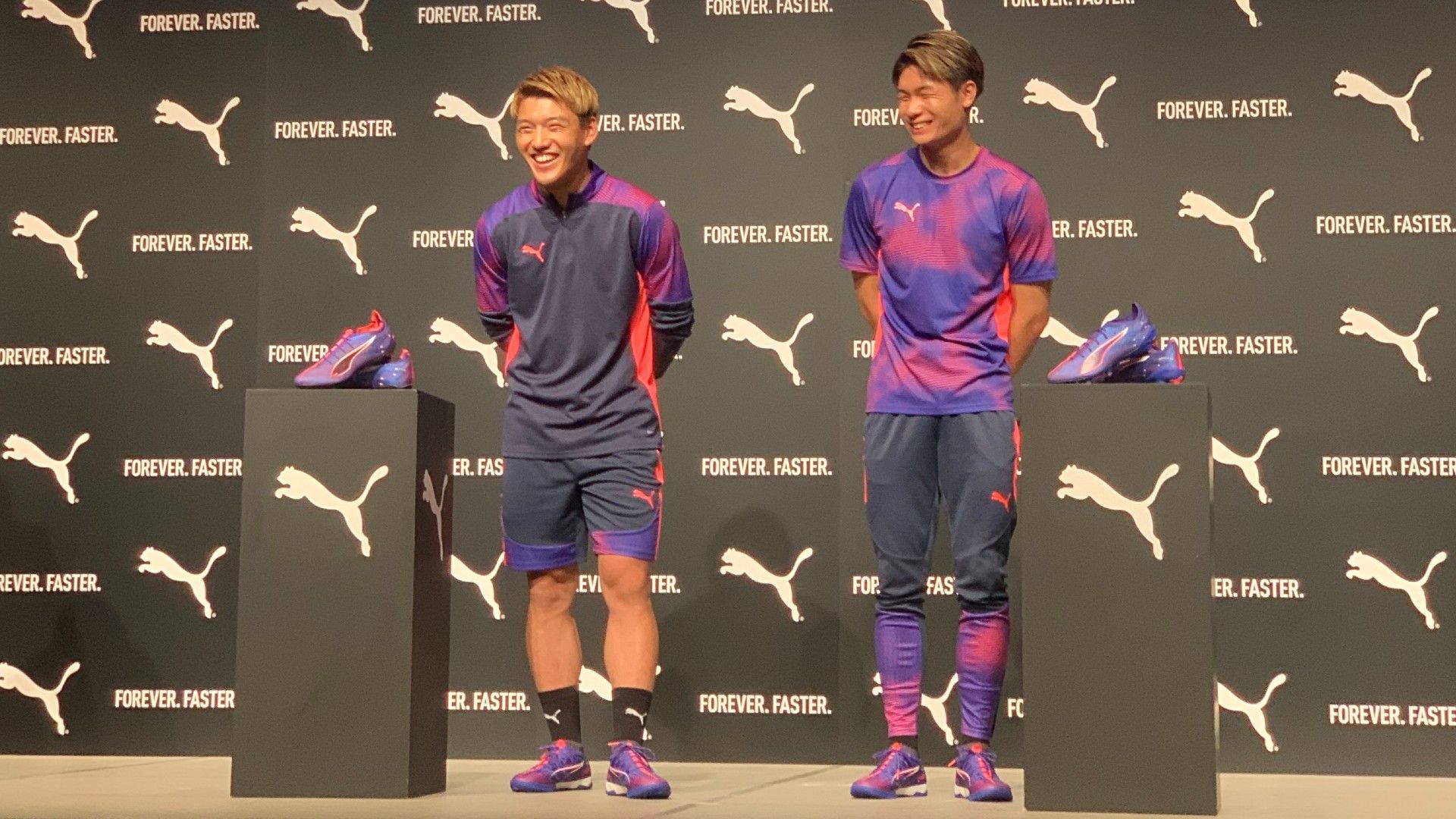 堂安律と福田師王がPUMA最新モデルのスパイクお披露目イベントに出席