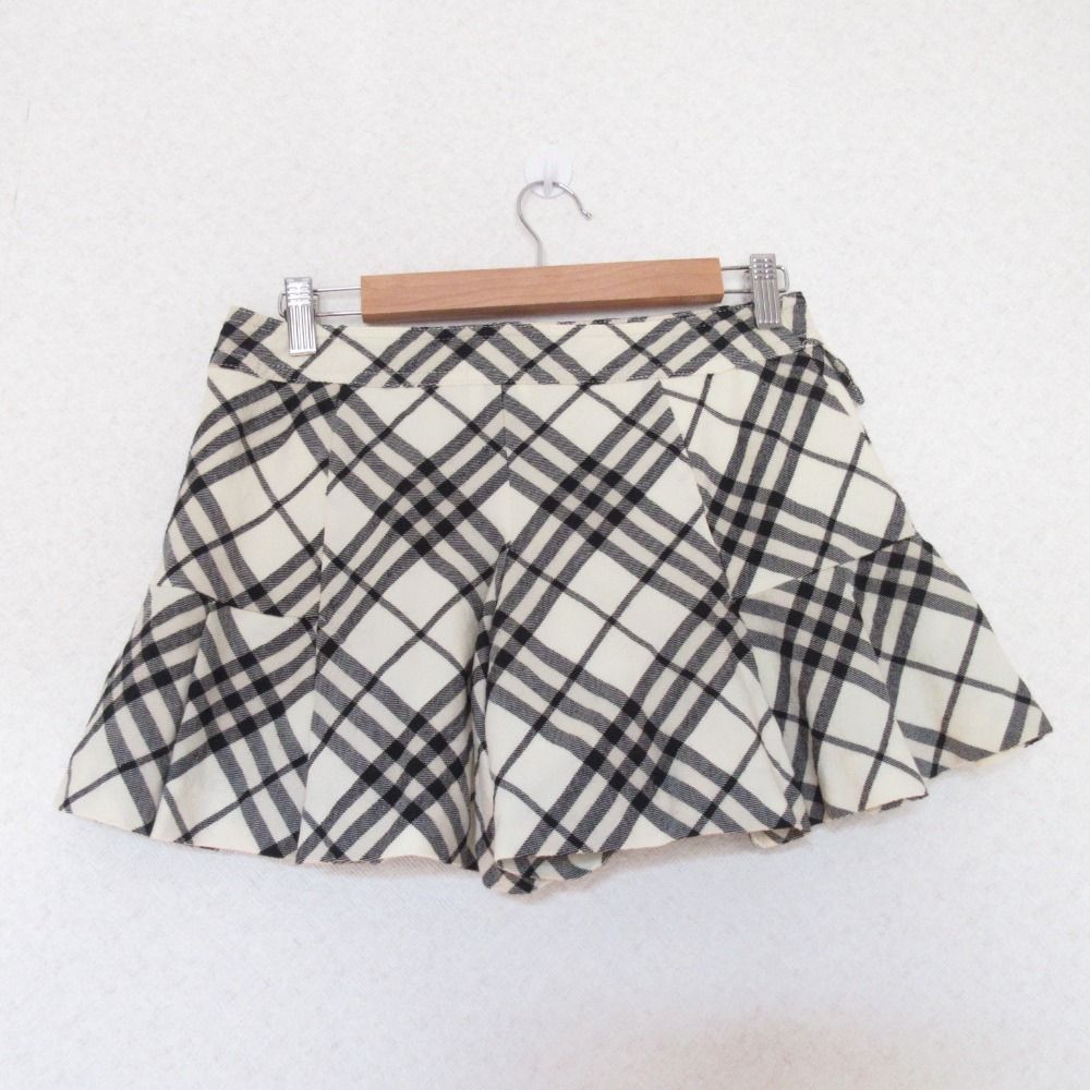 バーバリーブルーレベル チェック柄フレアキュロットBURBERRY BLUE