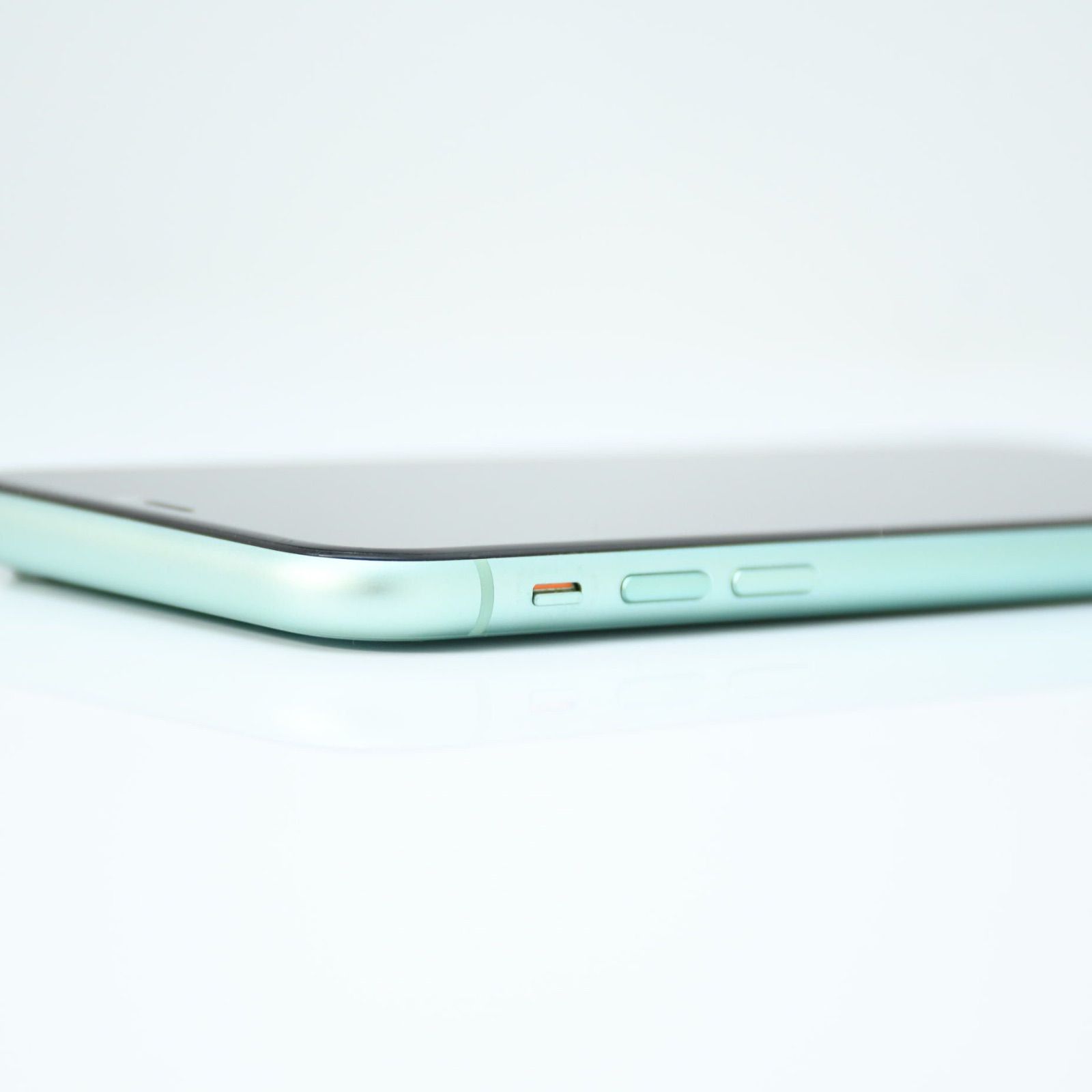 ジャンク＊動作可能】SIMフリー iPhone 11 128GB グリーン - メルカリ