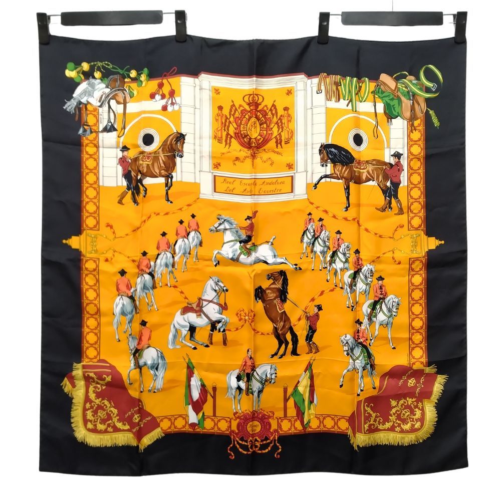 HERMES エルメス シルク スカーフ カレ90 馬術学校 イエロー 正規品