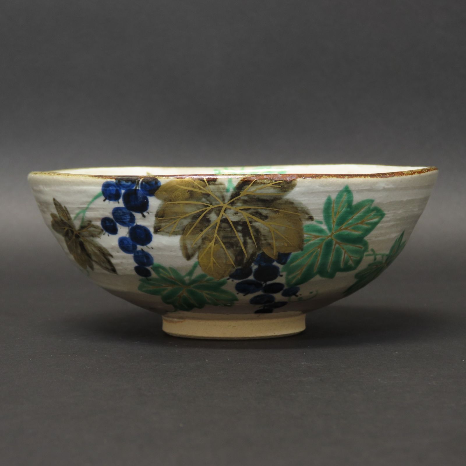 01s88 美品 南口閑粋 真作保証 杣山焼 尾形乾山写 葡萄文 抹茶茶碗