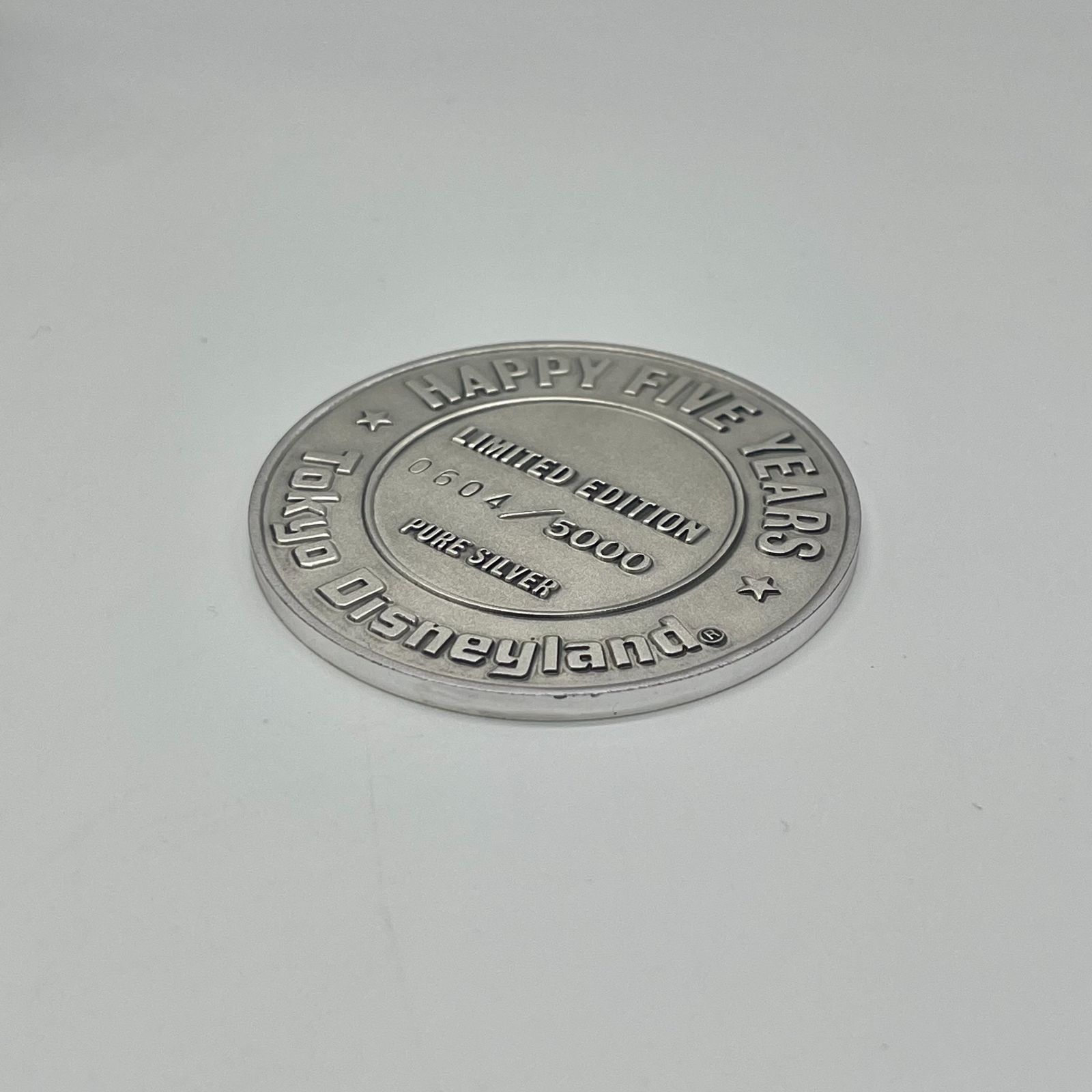 東京ディズニーランド 5周年 限定版 純銀製 記念メダル - メルカリ