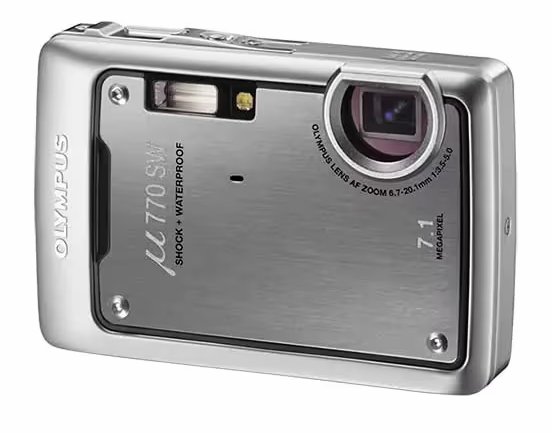 ダイバー社員が作りたかったのはどこでも撮れるタフなカメラ〜 μ 720SW