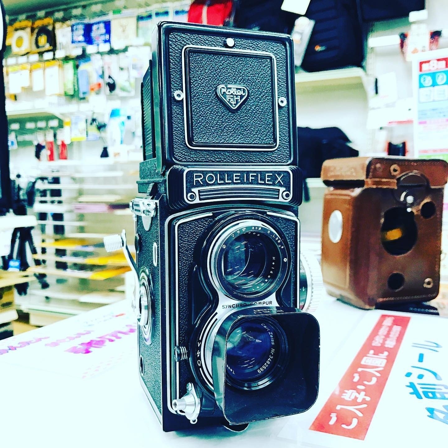 二眼レフカメラ Rollie Flex T｜歩きまわる写真館・ひらい