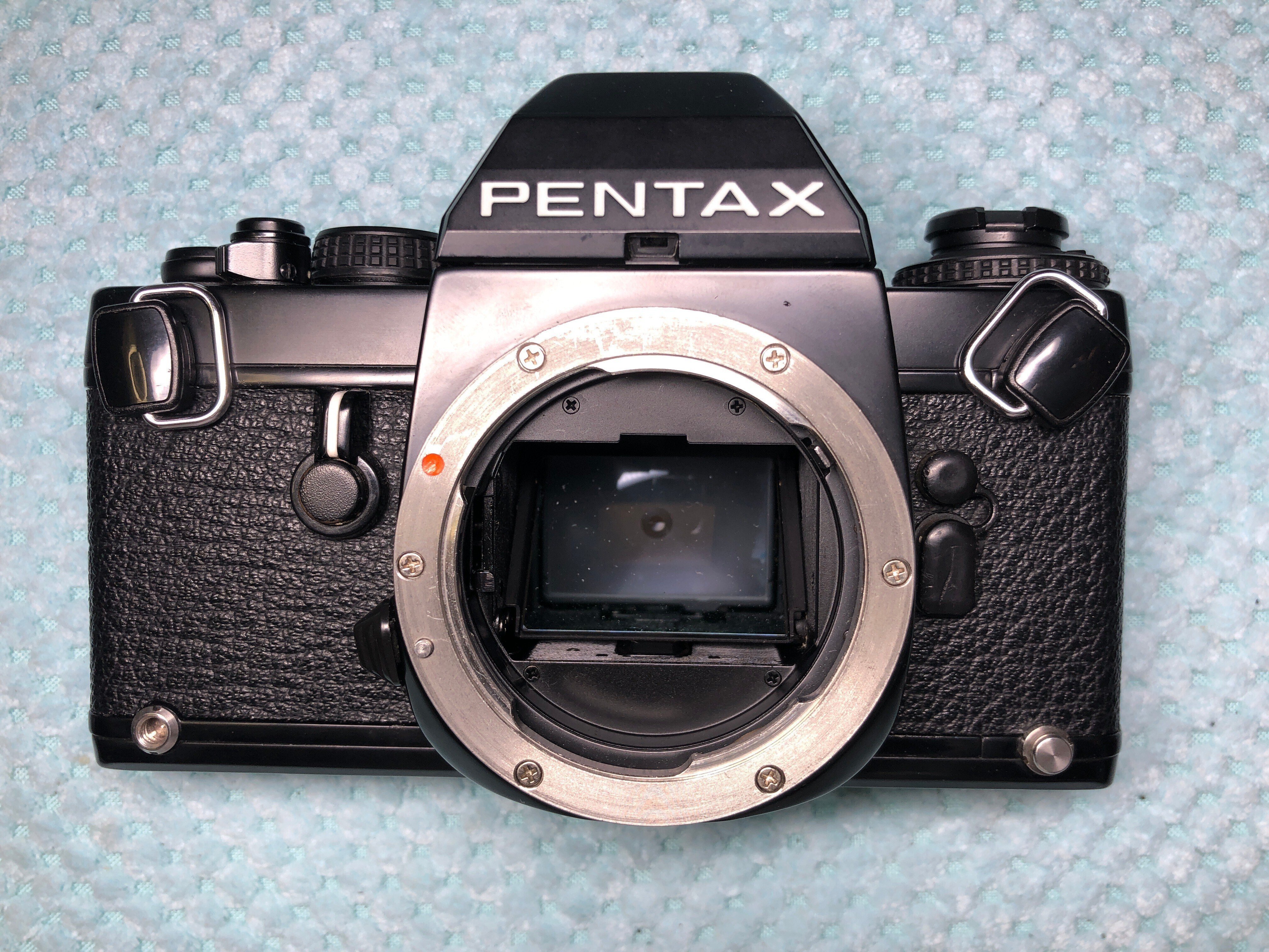Pentax LXのファインダー分解｜フィルムカメラ修理のアクアカメラ