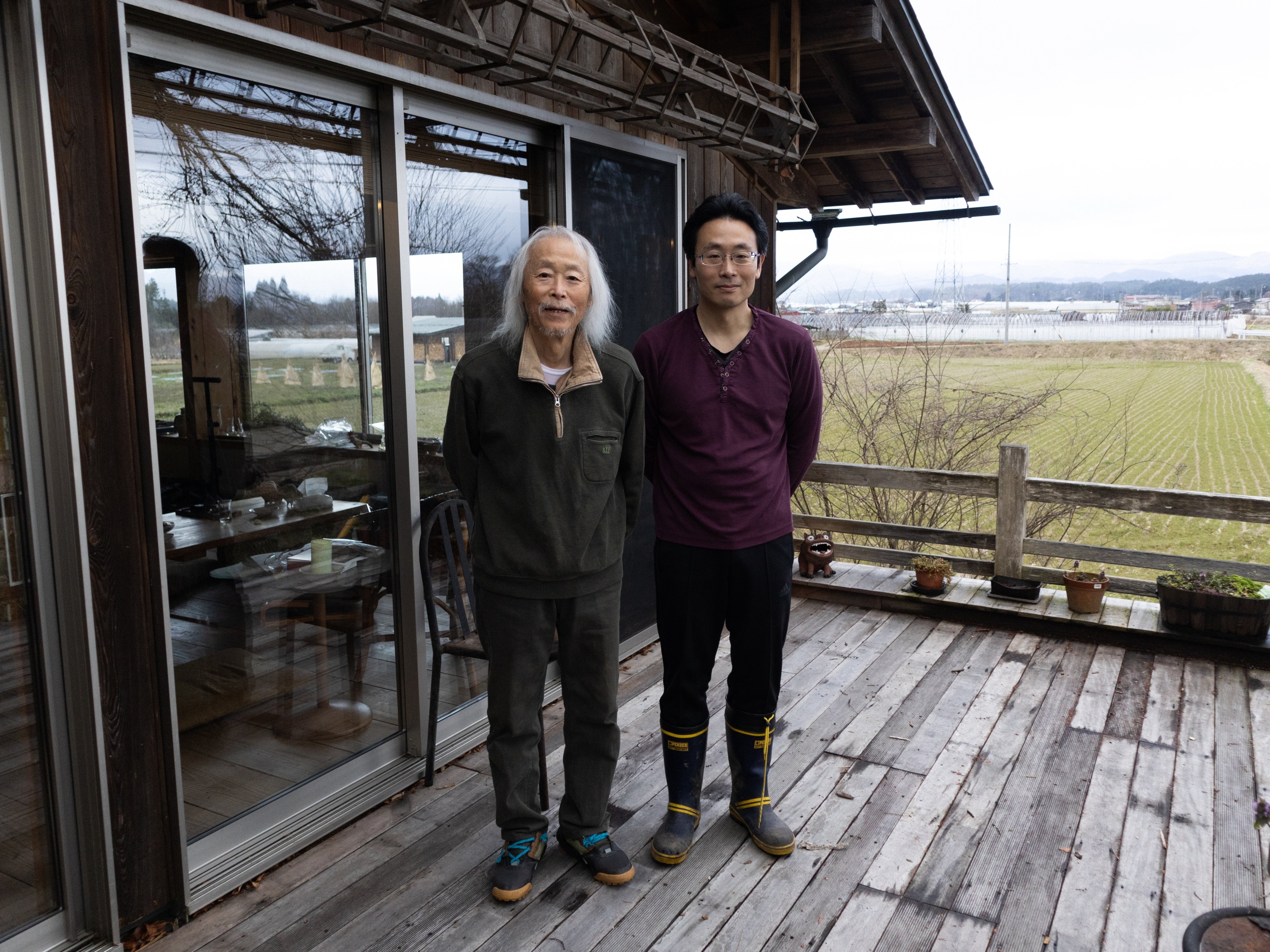 インタビューと工房探訪記】ガラス作家・安土忠久さんと天平さんが残す