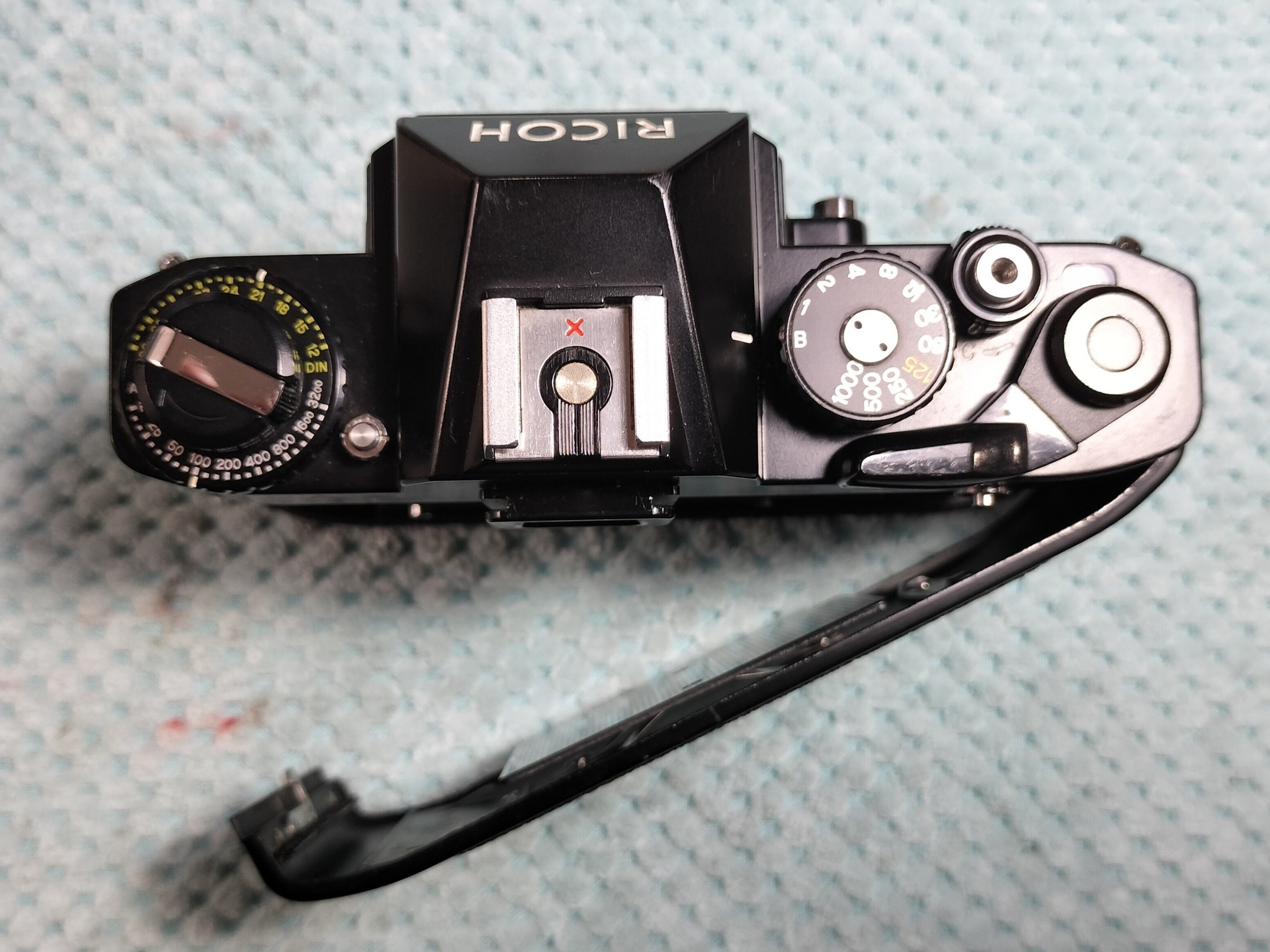 RICOH XR-1の分解｜フィルムカメラ修理のアクアカメラ