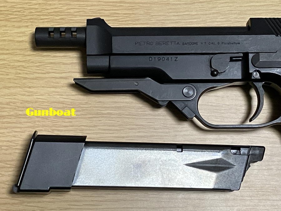 KSC ガスブローバック ベレッタ M93Rの変遷、見分け方などについて