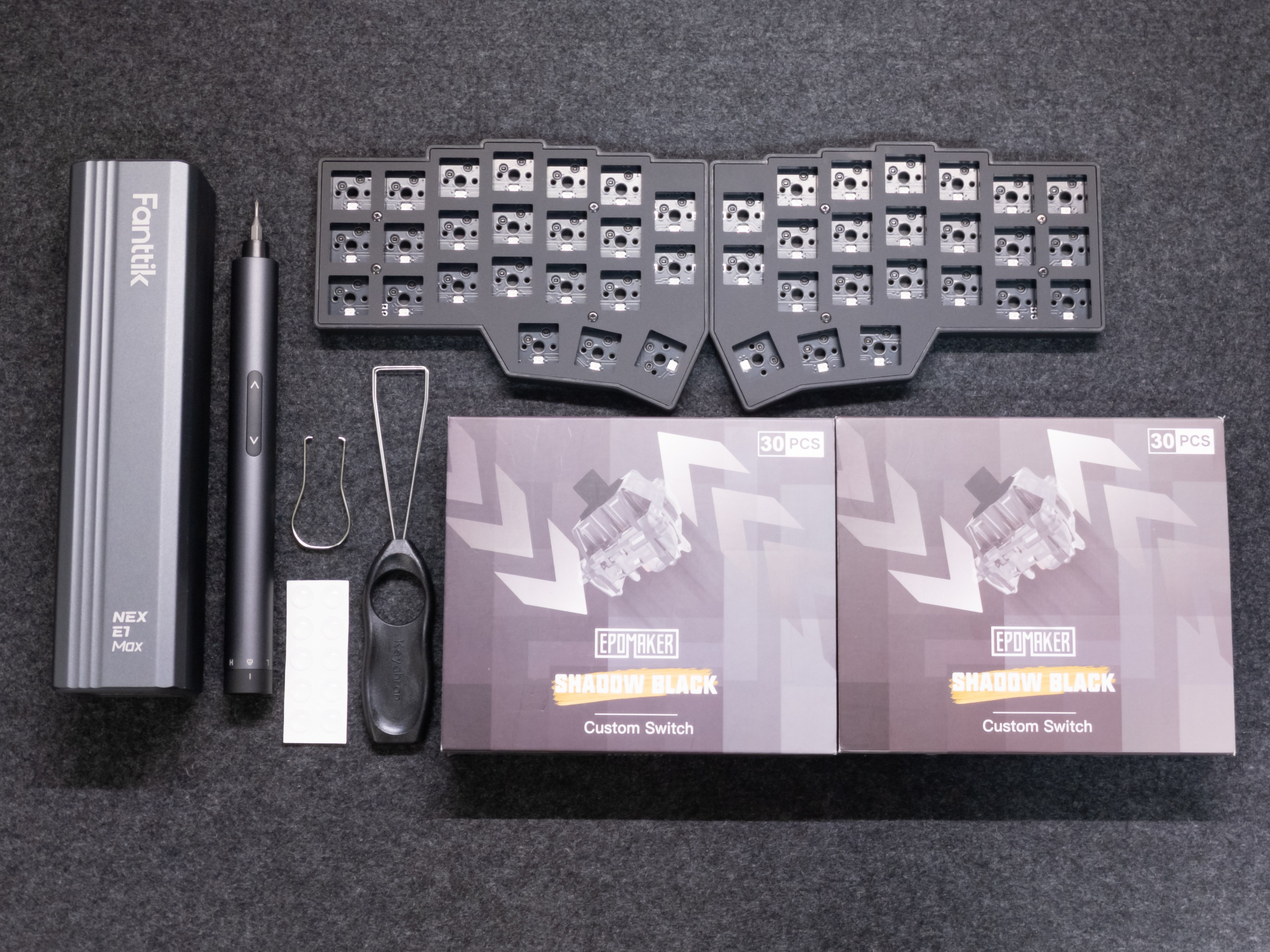 キーボード沼】Corne V4 Cherry │ 自作キーボードの組み立て｜EmuLog