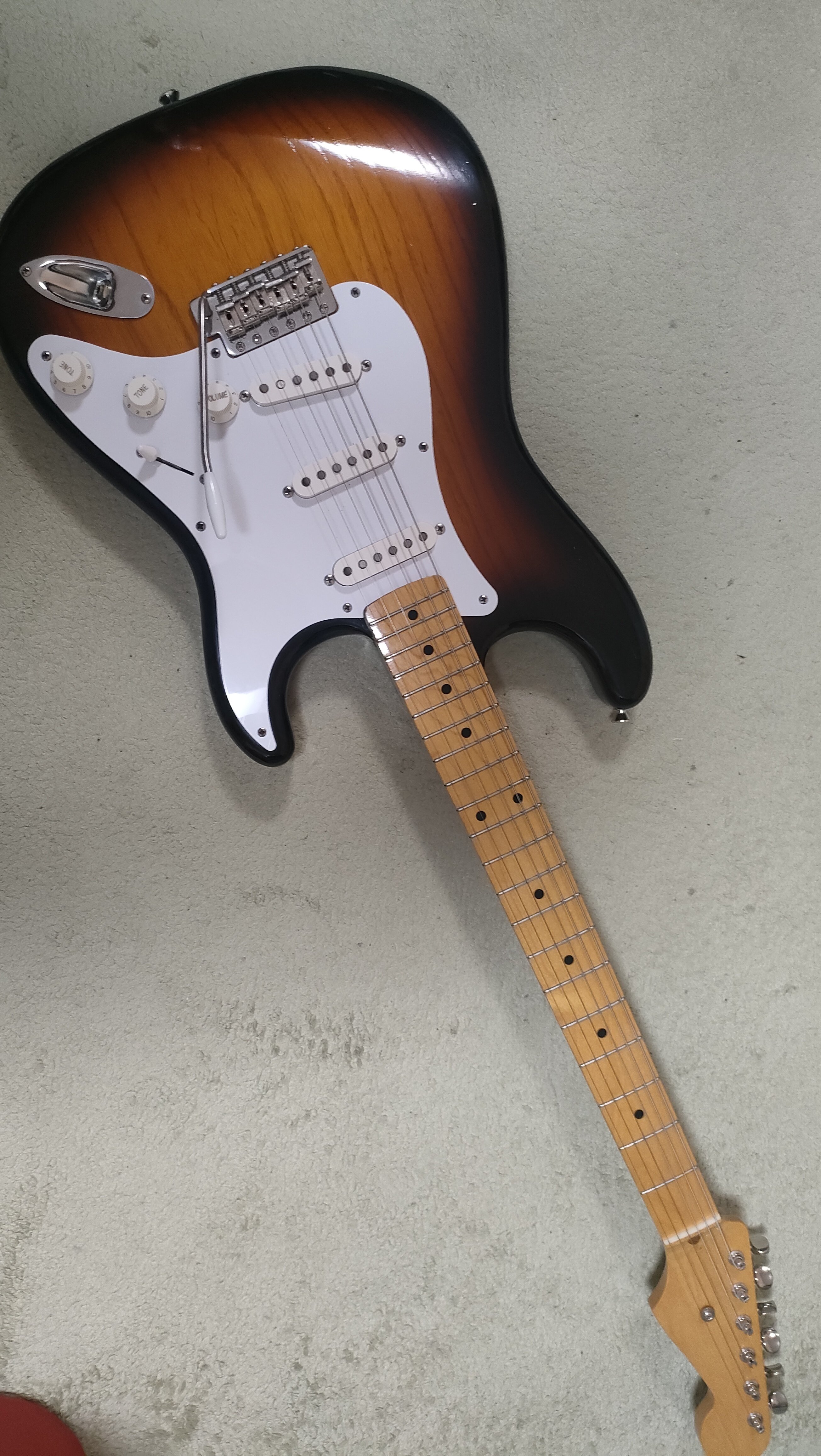 🎸sword 54ストラトキャスター ― 出会ってしまった、運命の1本｜Maggie