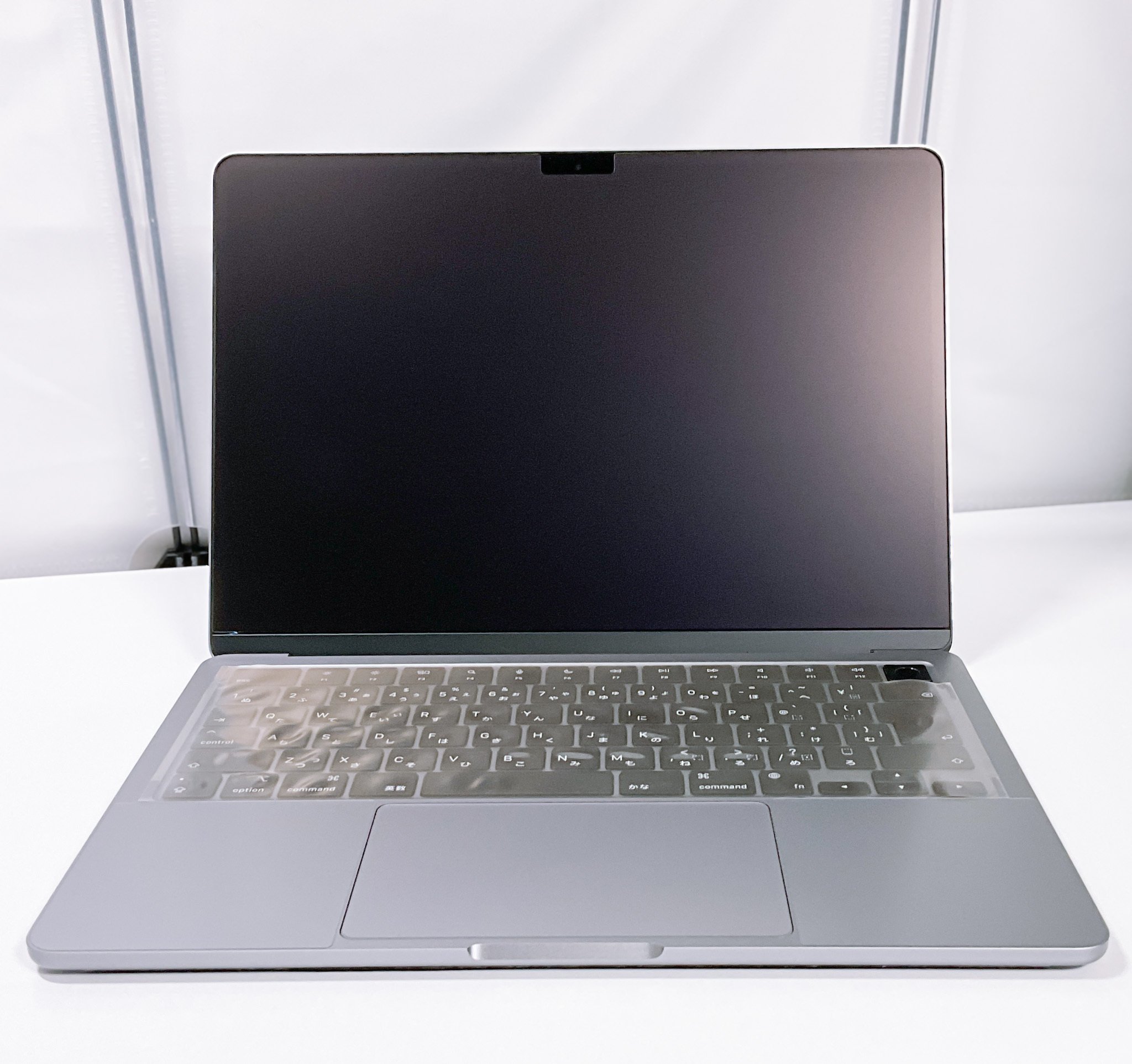 MacBook Air】「スペースグレイ」写真集｜MtOjiisan