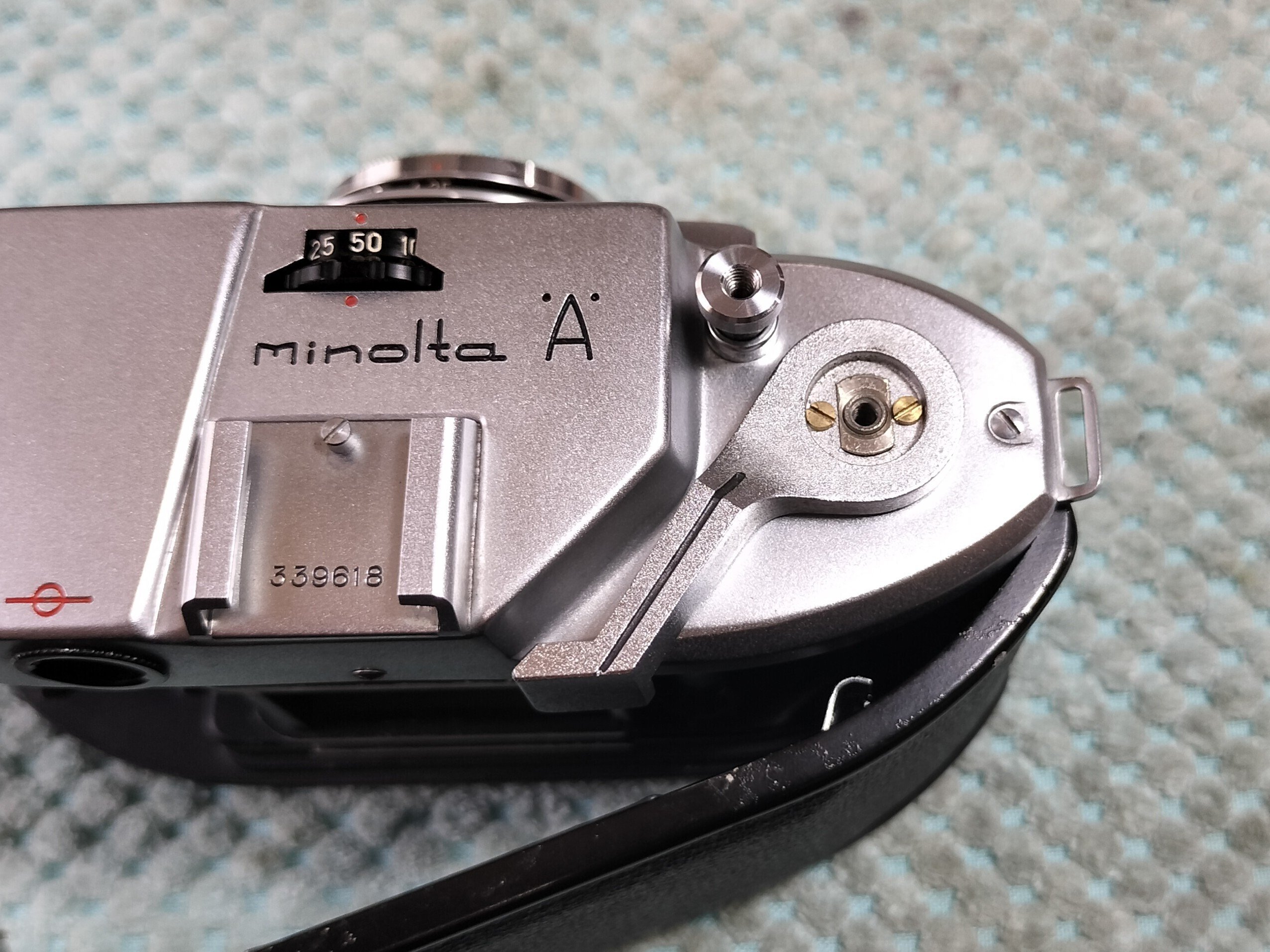 Minolta Aの分解｜フィルムカメラ修理のアクアカメラ