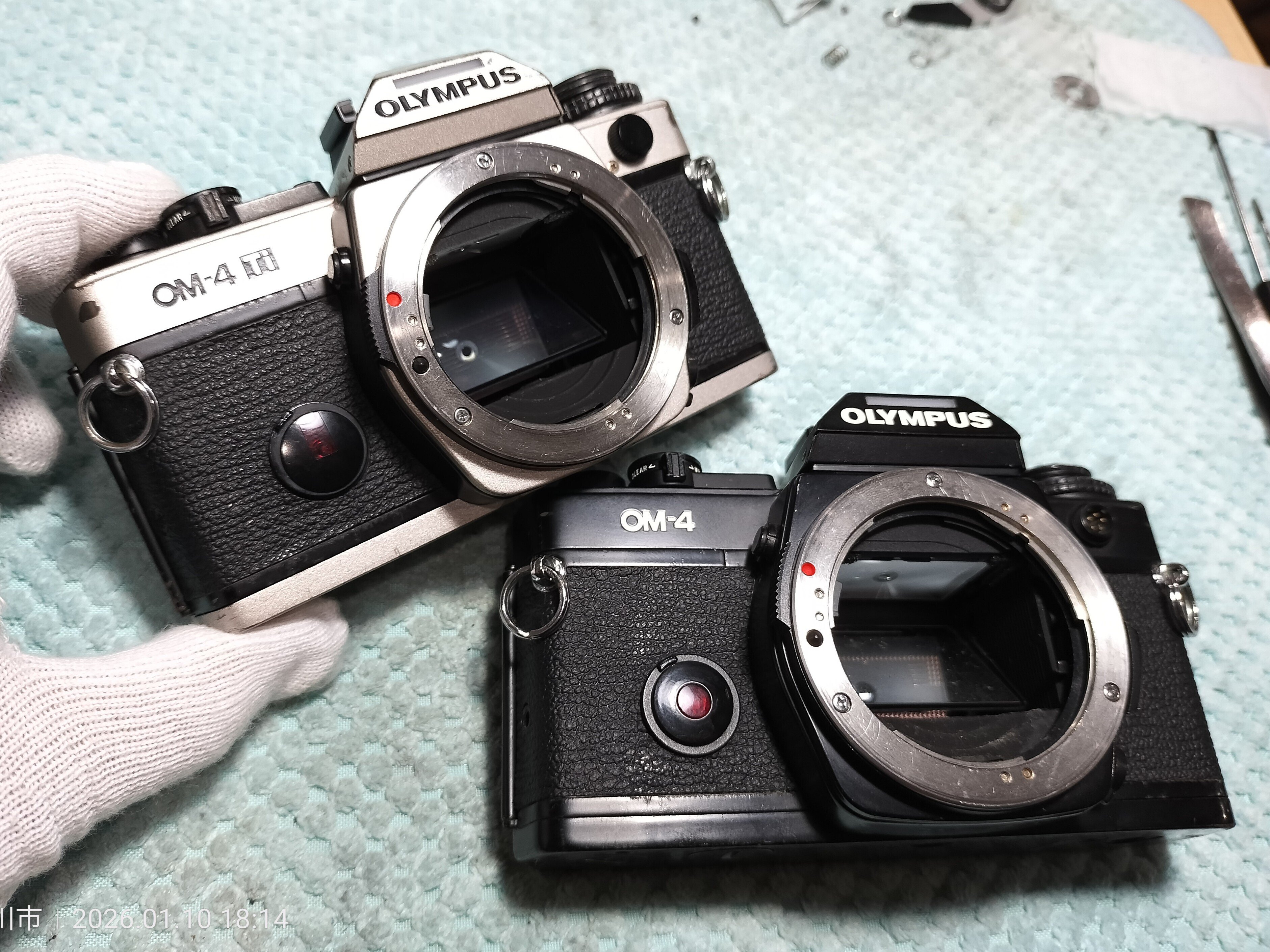 Olympus OM-4, OM-4Tiの分解｜フィルムカメラ修理のアクアカメラ