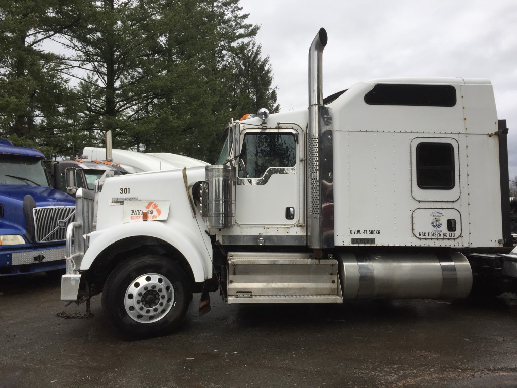 K200 -2012 kenworth W900B | Payless Truck Parts