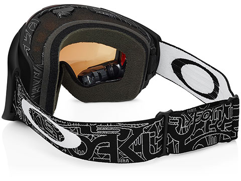 新製品ニュース】情報表示ディスプレイを搭載したiPhone対応スノー