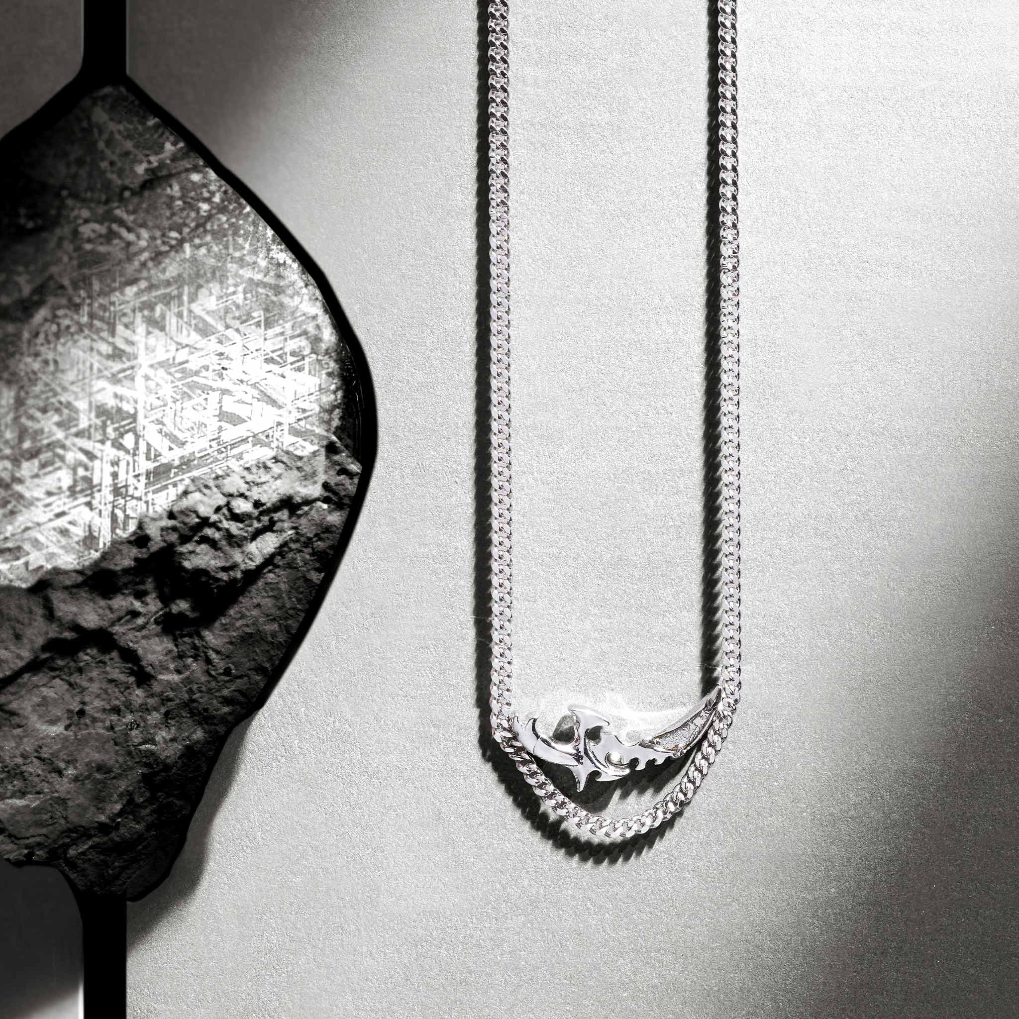 AWNL メンズ ムオニオナルスタ隕石 剣形シルバーチェーン ネックレス