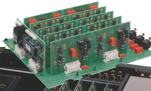 Accuphase C-2000の仕様 アキュフェーズ